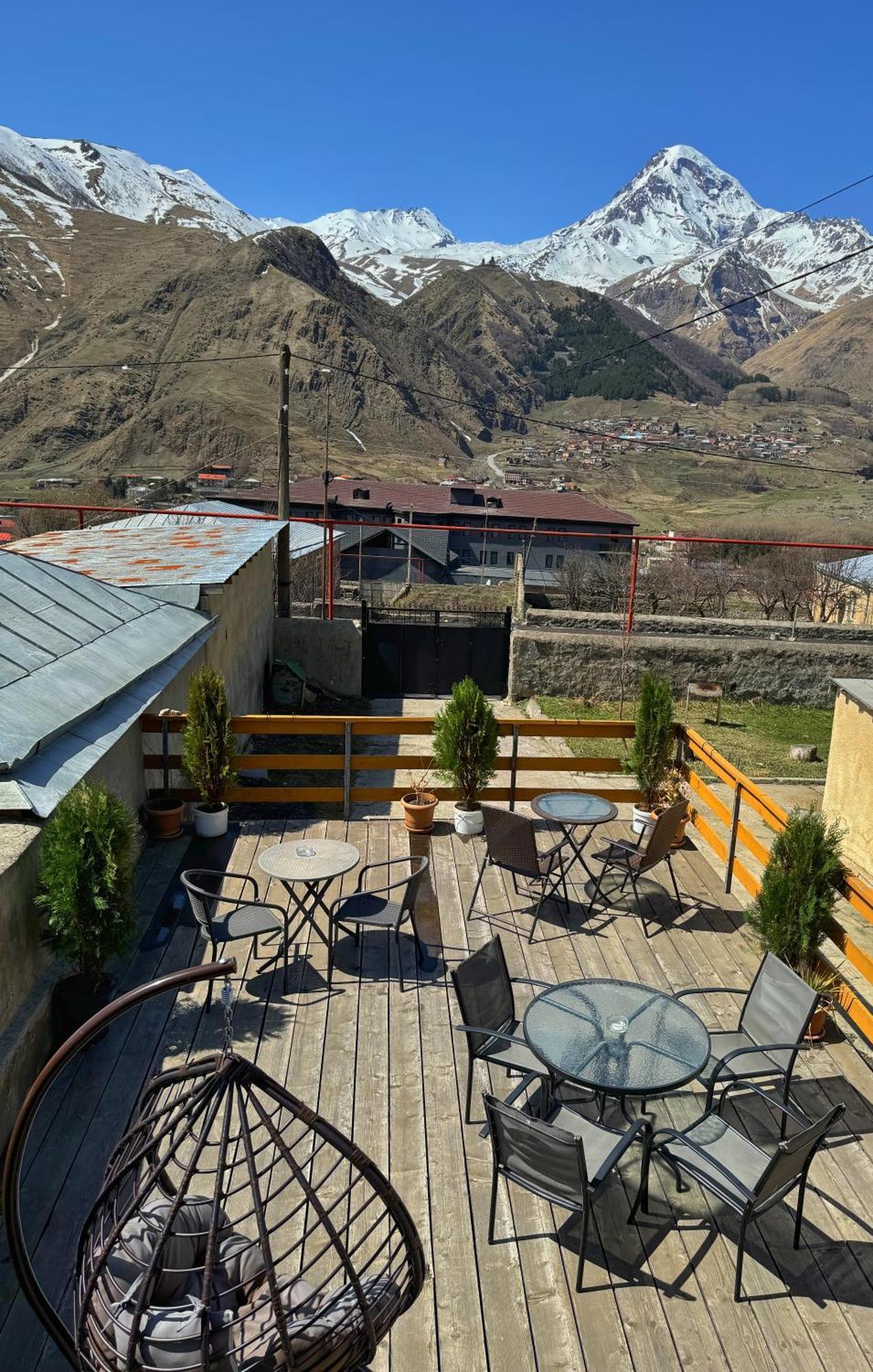 Guesthouse Elia Kazbegi Extérieur photo